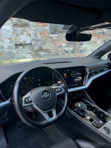 Volkswagen Touareg 3.0 V6 TDI R-Line 4Motion - 6