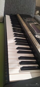 YAMAHA PSR 640 - 6