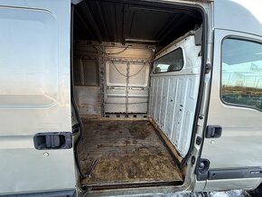 Renault Master 2.5dci 120k 2009 - 6