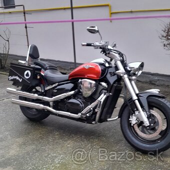 Suzuki Intruder M800 - 6