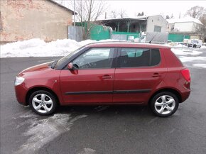 Škoda Fabia 1.416V 63kW 2009 124425km Sport - 6