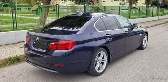 2013 BMW F10 520d 135kw,8st automat,menený motor a rozvody - 6