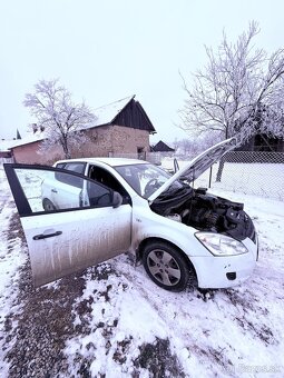 KIA Ceed 1.4 2009 77kw benzín - 6