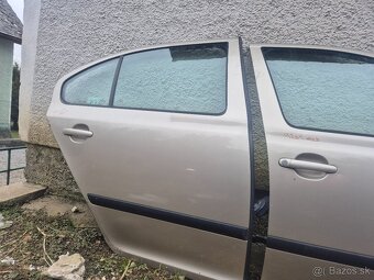 Predám dvere na Škoda Octavia II 2 combi BEZ HRDZE 9201 - 6