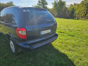 Predám alebo rozpredám Chrysler Voyager 2,8crdi - 6