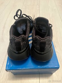 Tenisky Adidas Swift run 22 - 6