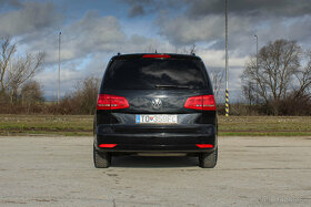 Volkswagen Touran 1.4 TSI Highline DSG - 6