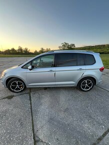 VW Touran 2.0 TDI - 6