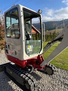 Báger Takeuchi TB216 - 6