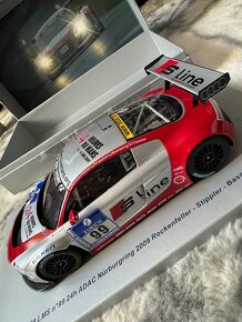 Model Audi R8 LMS 1:43 - 6