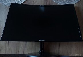 SAMSUNG Monitor - 6