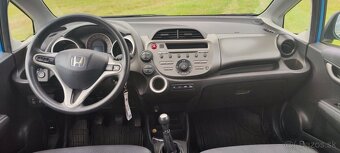 Predam honda jazz 1,4 r.v.2009 - 6