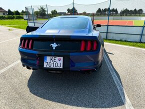 Mustang 3.7 - 6