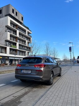 Hyundai i30 CW 1.5 T-GDi mHEV iMT Family odpočet DPH - 6