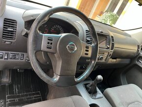 Nissan Navara Double Cab 4WD (D40) - 6