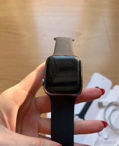 Apple watch 5 - 6