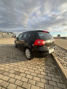 Volkswagen Golf 5 - 6