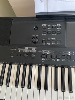 Predám Yamaha PSR-EW400 - 6