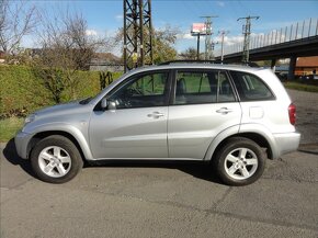 Toyota RAV4 2.0 VVT-i 4X4 110kW 2004 147905km BEZ KOROZE - 6