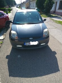 Ford fiesta 2007 pre nenarocnych - 6