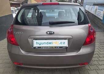 Kia Cee´d 1.6-92kw-AUT.KLIMA-ISOFIX - 6