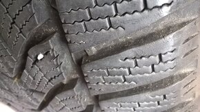 4 ks ZIMNÉ 225/45 R17 91H DUNLOP a NOKIAN cca 7 mm rok 2018 - 6