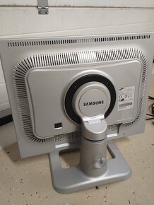 Samsung SyncMaster 213T - 6