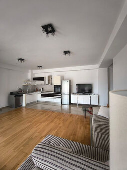 Priestranný apartmán s rozlohou 107 m² s terasou, Budva, Čie - 6