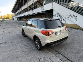 Suzuki Vitara 1.6 - 6