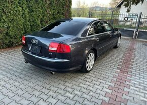 Audi A8 4,2 MPi LPG serviska Quattro benzín automat 246 kw - 6