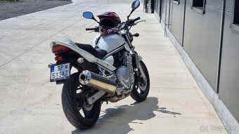 Suzuki Bandit 650 GSF - 6