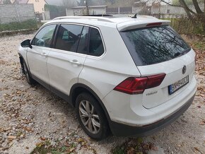 Volkswagen Tiguan 2.0tdi DSG - 6