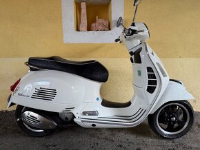 Piaggio Vespa GTS 125 IE 2010 6500km - 6