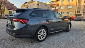 ŠKODA OCTAVIA 4 COMBI 2.0TDI 110KW DSG - 6