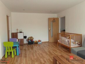 3 izbový byt Handlová predaj, staršia rekonštrukcia, 64 m2,  - 6