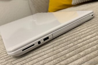 ASUS VivoBook 15 X542 + TAŠKA - 6