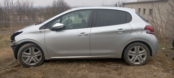 Peugeot 208 1.2 60kw puretech díly - 6