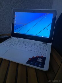 Lenovo yoga 300 - 11ibr - 6