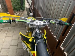 Suzuki rmz 250 - 6