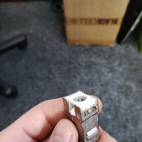 10G samorezný tienený keystone CAT6A STP RJ45 - 6