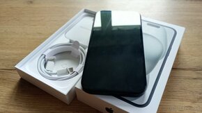 iPhone 15 128GB Black - 6