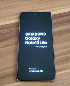 Samsung Galaxy Note 10 Lite - TOP stav - 6