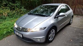 Honda Civic 1.8, 103 kW, 99200km, r.v. 2007, manuál, klima - 6