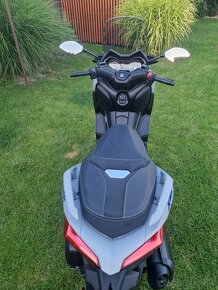 Yamaha X-Max 300 - 6