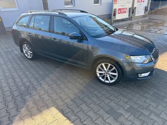 Octavia 1.6 TDI 77kw DSG  Kód: CLHA - 6