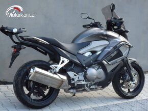 Honda VFR800X Crossrunner - 6