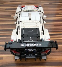 LEGO Porsche 911 RSR 42096 - 6