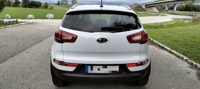 Kia Sportage 2.0 CRDi 4WD 184k - 6