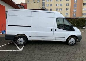 Ford Transit 2.2TDCI 63KW L2H2 NAVI PARK KA nafta manuál - 6