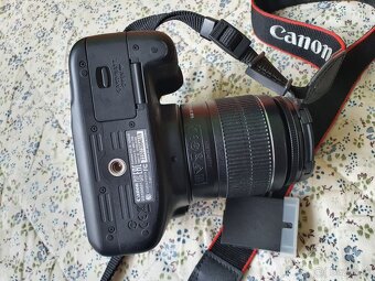 Canon EOS 1300D - 6